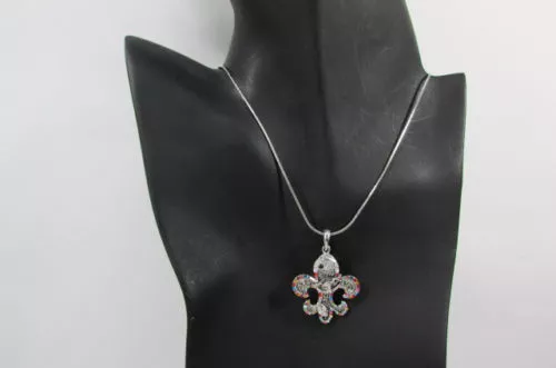 Women Silver Metal Fleur De Lis Charm Fashion Necklace Bling Lily Flower Charm