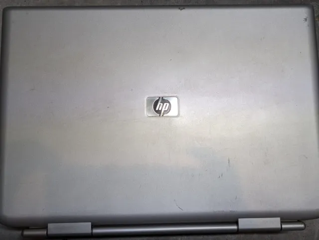 Hp Pavilion Zd8000 Media Laptop 17" Inch No Charger Untested Parts