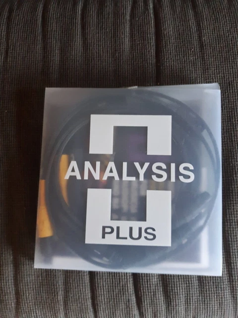 2 pr Analysis plus micro cooper oval XLR interconnects 1 set 1m & 1set 1.5m Used 2 pr Analysis plus micro cooper oval XLR interconnects 1 set 1m & 1set 1.5m Used