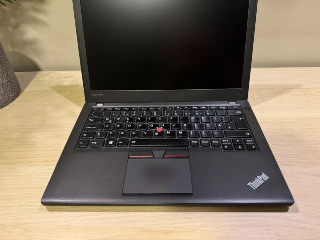 Lenovo ThinkPad x240 I5-4300U 12,5" 8GB 256GB SSD Win 10 A-Ware 3