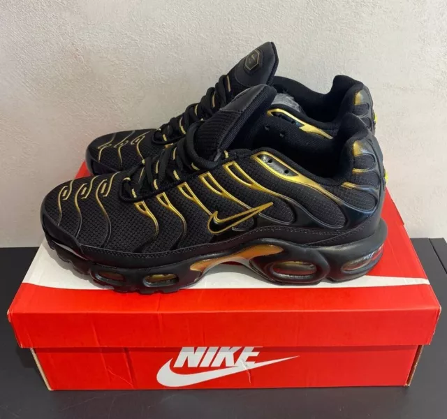 NIKE AIR MAX Plus TN Black Gold Scarpe Uomo Donna da Ginnastica