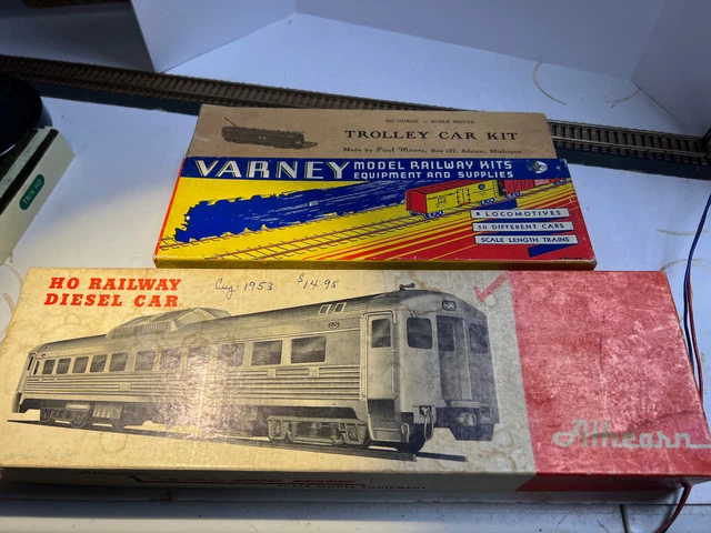 3 Vintage HO Pieces DIECAST Athearn RDC 1 , Varney L&N Flat, Diecast Pass Car