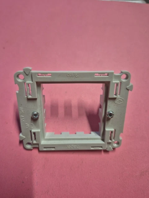 Peigne électrique Hager KB163N - Barre De Pontage 1 Pôle Bleu, 13 Modules, Neuf (utilisé Pour Neutre)