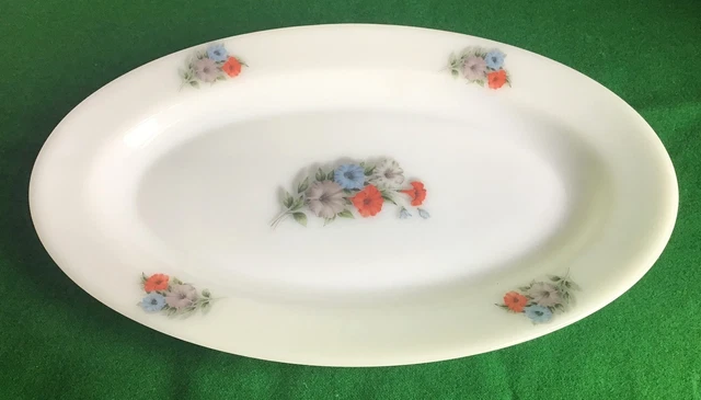 Plat Ovale Arcopal Vintage – Motif Roses – 26x19 Cm – Années 70 – France