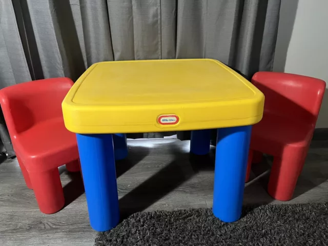 VINTAGE LITTLE TIKES Table and Chairs Set Red Yellow Blue Child