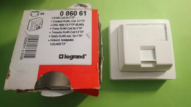 Legrand OTEO 86061 ou 860 61 - Prise Internet RJ45 en SAILLIE complet Blanc
