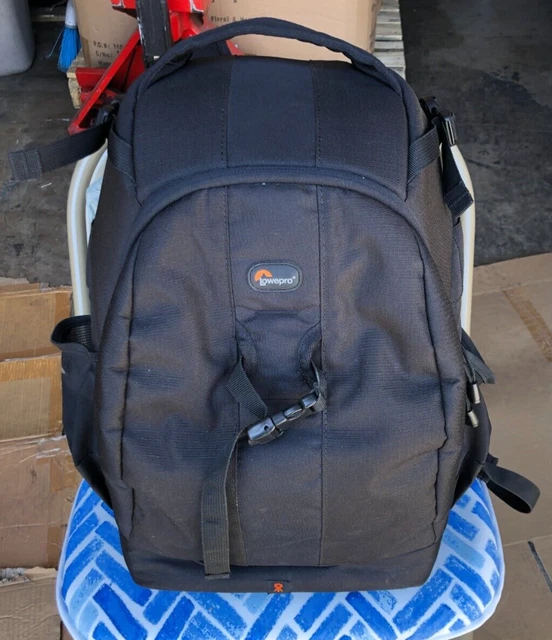 Mochila para cámara LowePro Flipside 400 AW - negra con limpiador de lápiz de lente