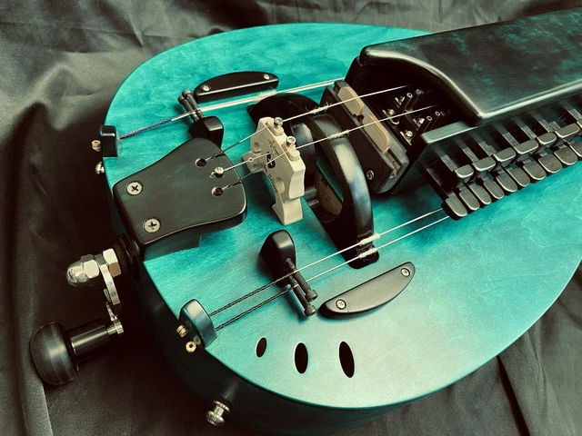 Hurdy-Gurdy Model Hog / Emerald Green / 24 keys / Ukrainian Lira 3