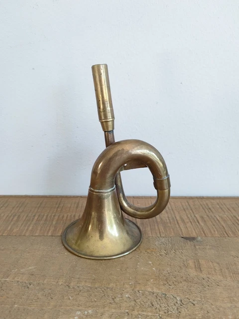 Ancien Mini Moulinet De Pêche En Laiton - Objet De Collection
