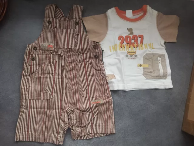 Deux tenues 4 vêtements pour garçon de 12 mois/1 ans comme neuf