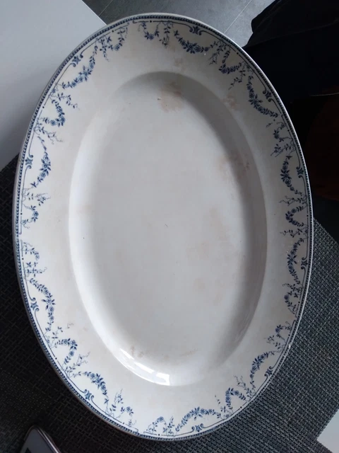Digoin Sarreguemines plat ovale blanc crème
