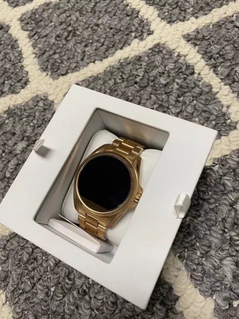 Michael kors smart watch rose 2025 gold