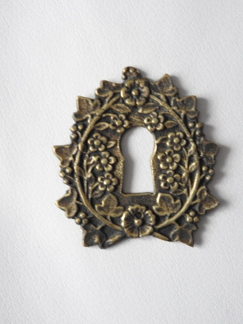 Lot De 2 Plaques De Propreté En Laiton Massif | Style Ancien à Perles Et Fougères, Hauteur 7,25 Pouces - Modèle 33186 Renovators Supply