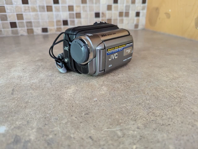 Charger For JVC GR-D720E GR-D725E GR-D726E GR-D728E