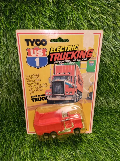 Tyco US 1 Electric Trucking # 3902 Red Dump Truck New On Card