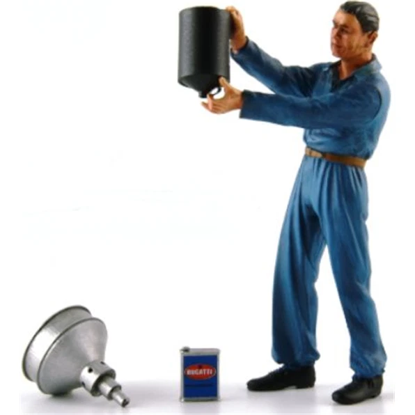 Le Mans Miniatures 1/18 Figure FLM118045-D1 - Lucien Fuel Filler Blue Suit 1930s - R.M.Toys Ltd
