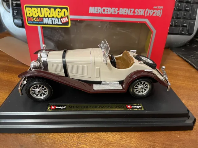 Burago cod.1509 1/24 Scale Mercedes-Benz SSK (1928) - Brown/Beige - Boxed