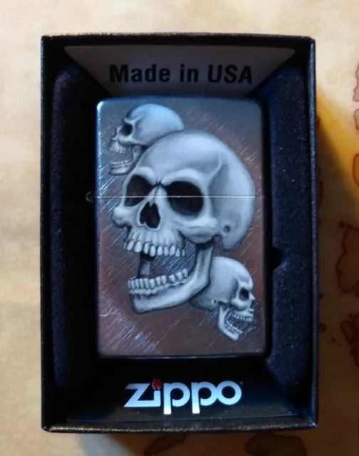 Accendino ZIPPO Skull - Cod. 13M047 - Nuovo - Mai Usato