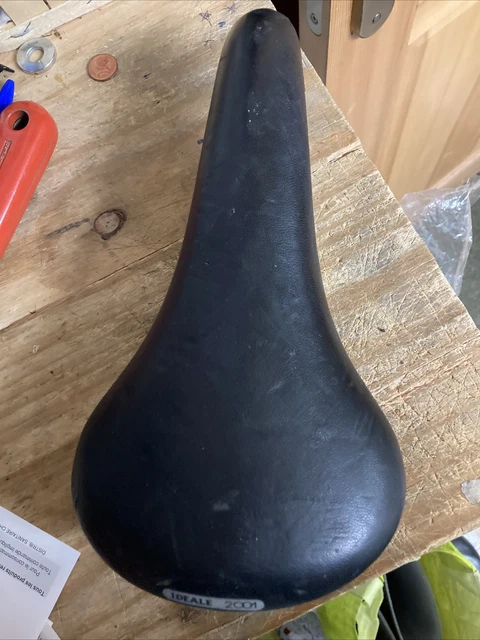 VINTAGE ADGA LA CHATILLONNAISE 28A BICYCLE Saddle France