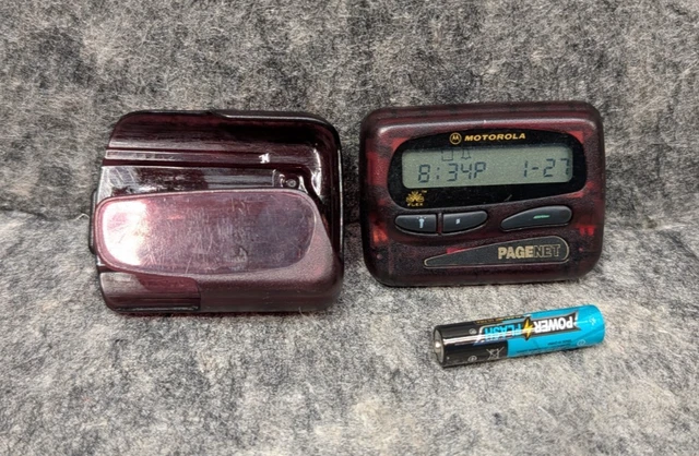 Récepteur Vintage Motorola Advisor Gold II FLEX Pager - Modèle 830H, Fréquence 462.875 MHz UHF, Avec Clip Ceinture Et étui