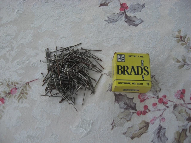 Vintage 1-1/2 17 GA Galvanized Metal Brads Holland Mfg. Company Baltimore MD HTF