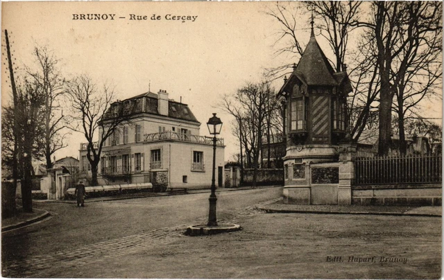 CPA Brunoy Rue de Cercay FRANCE (1372043)