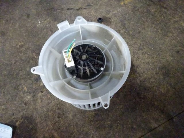SUBARU R2 2006 DBA-RC1 Motore soffiatore 72210KG001 [Usato] [PA86309897]