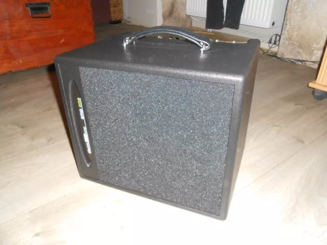 ampli combo guitare BASSE AER amp one 200 watts