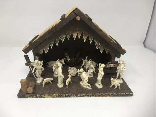 Vintage Fontanini 13Pc Nativity Set White Depose Italy Stable Creche - Preowned