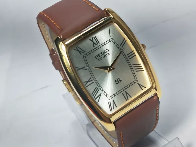 Seiko Quartz Japan Movement Mens Analog Dial Wrist Watch SQ38