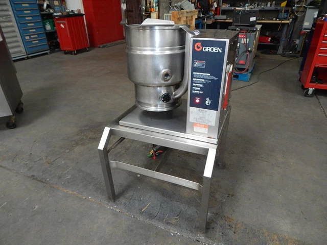 Groen TDB-20 Manual Tilt Kettle M3781