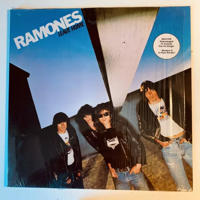 26 436 XOT Ramones Leave Home Cover M Vinyl NM- 1978 Germany Sire