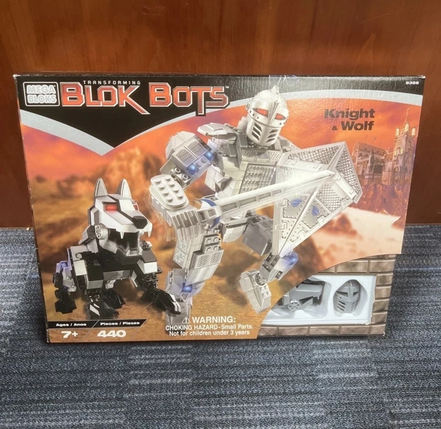 VINTAGE MEGA BLOKS Transforming Bloc Bots KNIGHT & WOLF bnib (A4) £32. ...