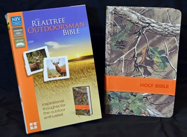 Niv Realtree® Outdoorsman Bible, Realtree Xtra® Green Camo Camouflage
