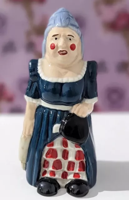 Wade Pantomime Dame Collectable Figure
