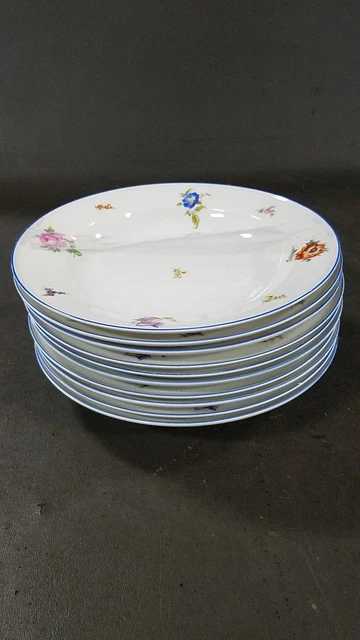 Lot Of 10 Rosen Thale Halena White Flower Print Porcelain Dinner Serving Plates