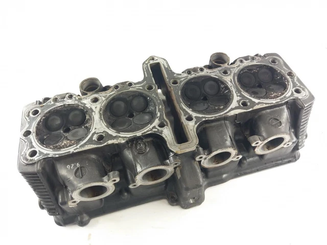 Suzuki GSF 1200 Bandit GV75A [1998] - cylinder head