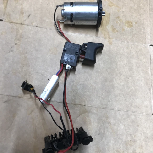 Image of Black & Decker FS8000HD saw at Ebay