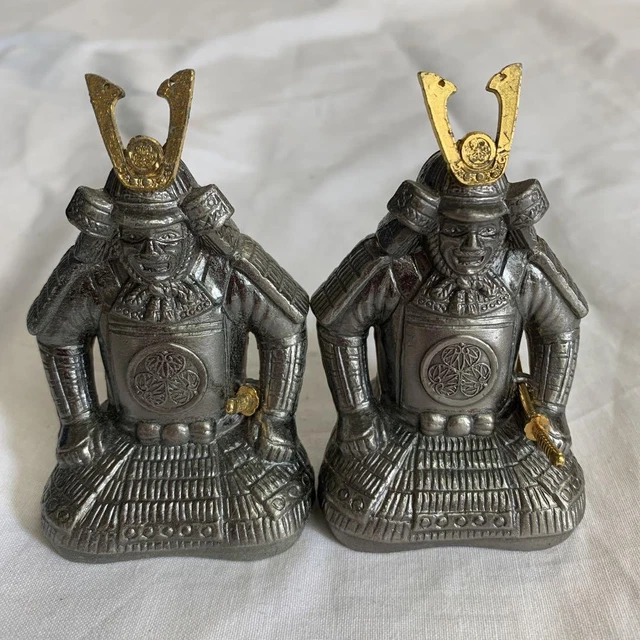 BUSHI SAMURAI Armor Metal Statue 3.7 inch tall Japanese Vintage Figurine