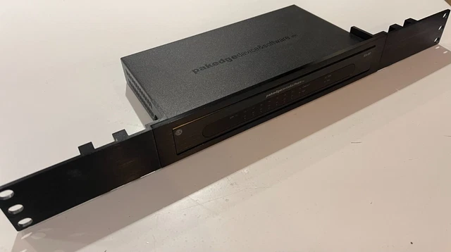 Pakedge Switch SX-8P managed gigabit switch with 8 rear facing POE+ w/Rack mount Pakedge Switch SX-8P managed gigabit switch with 8 rear facing POE+ w/Rack mount