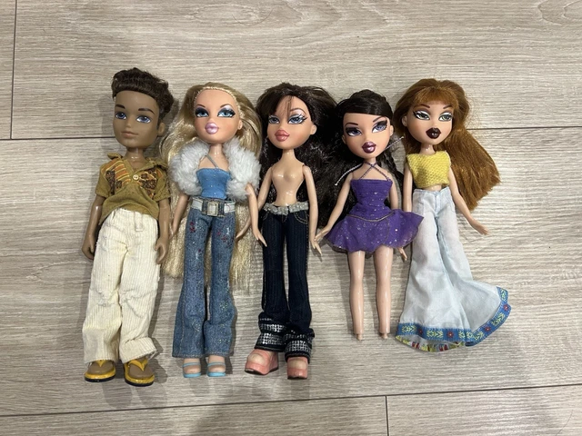 Bratz Shoes Barbie Bratz Dolls Vintage LOT Of Bratz Dolls Clothes