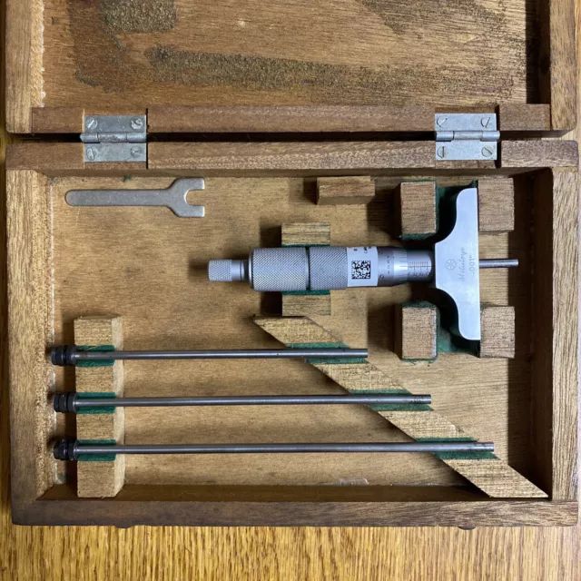 Mitutoyo 129-127 Depth Micrometer Gage w/ 4 Depth Rods 0-4” Range & Wrench Set