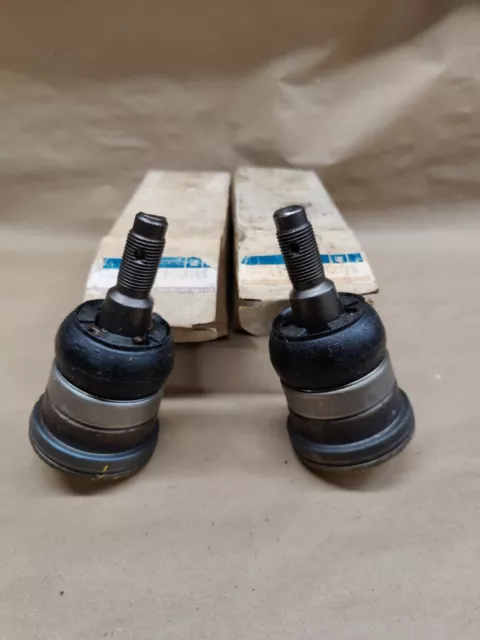 NOS OEM 1971-86 Chevy 3/4 ton 2WD Truck front lower ball joint PAIR GM 9760165