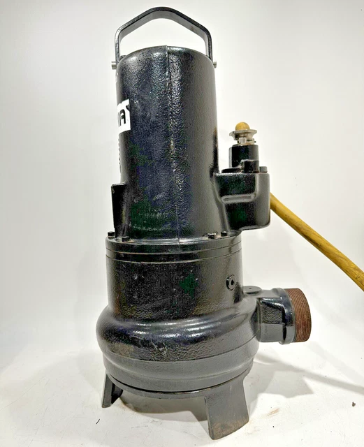 HOMA SUBMERSIBLE PUMP  Amps 6.9  VOLTS 208 HZ 60 RPM 1750 PH 3 GERMANY