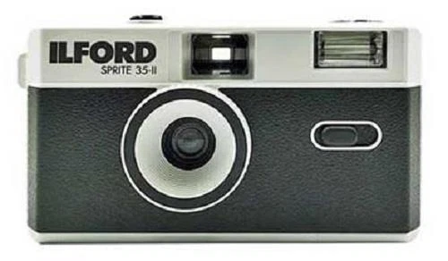 Cámara Ilford Sprite 35-II, negra y plateada