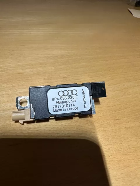 Audi A3 8P Antennenverstärker 8P4035225C original