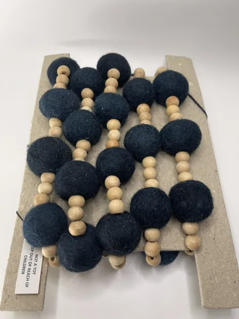 CREATIVE CO-OP 72"L Wool Felt Ball Garland with Wood Beads, Natural and Blue