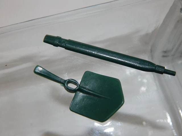 Gi Joe   Vintage Green Late Issue Shovel   Excellent Hasbro Marked