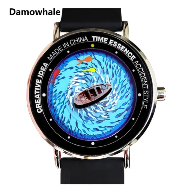 Creative Boat Quartz Watch Boat Is on the Calm Lake Surface Fish