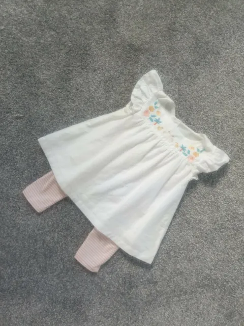 Stunning Baby Girl Outfit Set 6-9 white pink embroidered ruffle bum leggings U